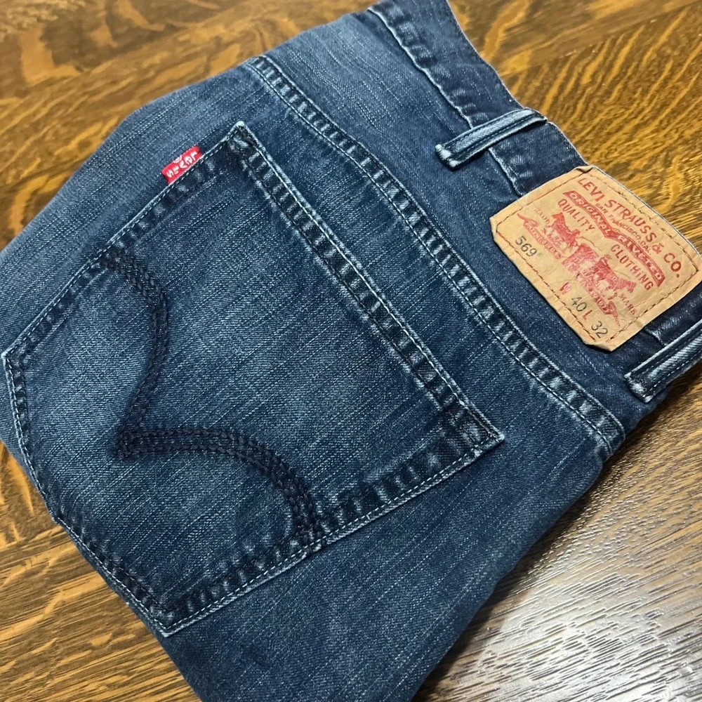 Levi's Jeans Mens 40x32 Blue 569 Loose Straight Dark Wash Denim